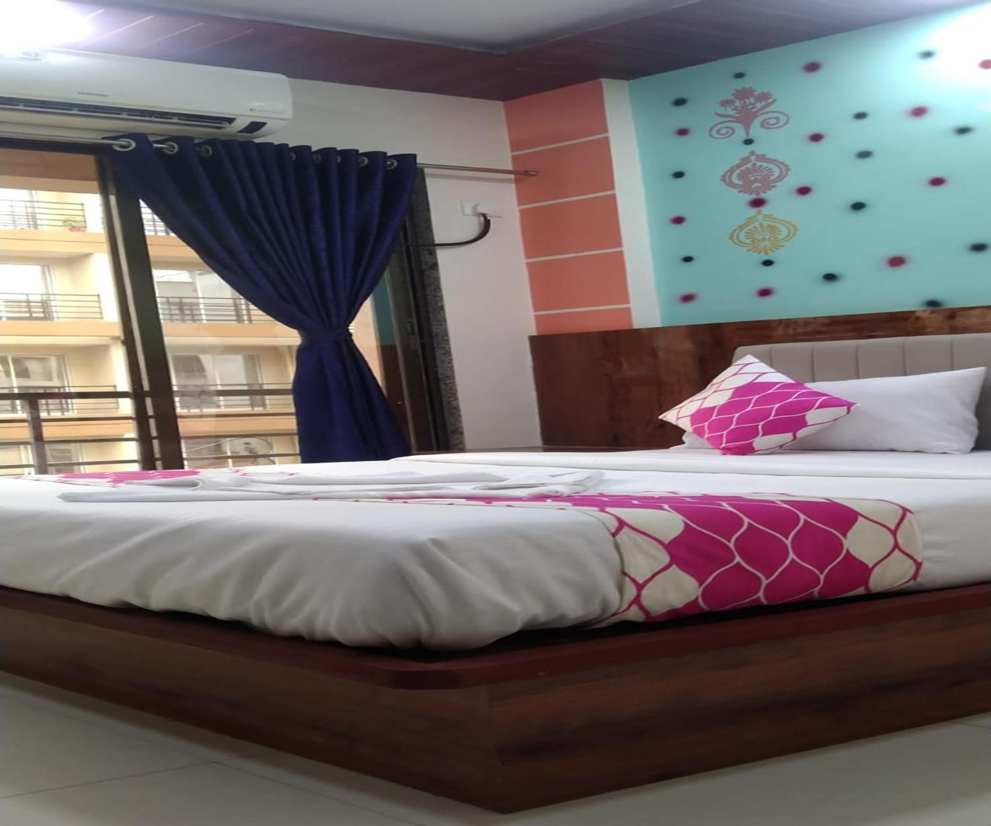 Hotel Om Sai Navi Mumbai Exterior foto